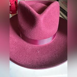 GIGI PIP Burgundy Felt Hat
